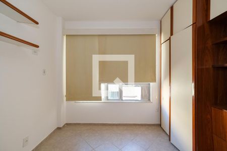 Apartamento para alugar com 280m², 4 quartos e 2 vagas Apartamento para alugar com 280m², 4 quartos e 2 vagasSuíte 2