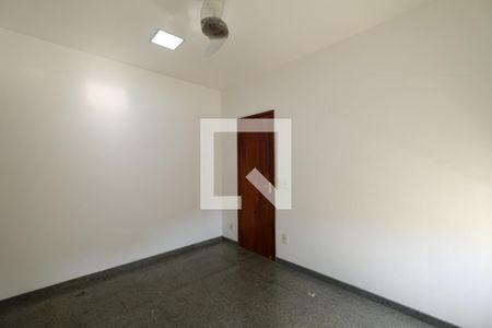 Apartamento para alugar com 280m², 4 quartos e 2 vagas Apartamento para alugar com 280m², 4 quartos e 2 vagasQuarto