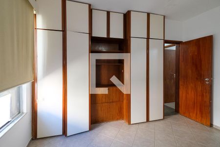 Apartamento para alugar com 280m², 4 quartos e 2 vagas Apartamento para alugar com 280m², 4 quartos e 2 vagasSuíte 2