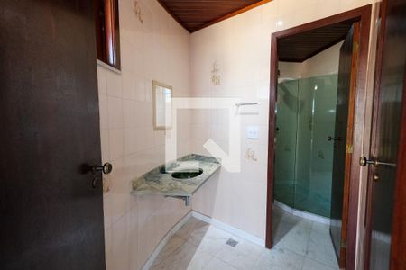 Apartamento para alugar com 280m², 4 quartos e 2 vagas Apartamento para alugar com 280m², 4 quartos e 2 vagasBanheiro da Suíte 3