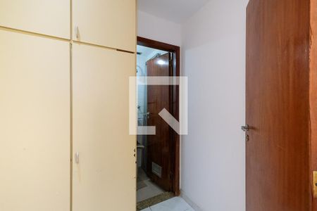 Apartamento para alugar com 280m², 4 quartos e 2 vagas Apartamento para alugar com 280m², 4 quartos e 2 vagasQuarto de Serviço