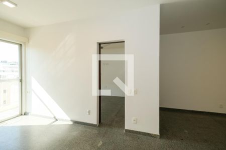 Apartamento para alugar com 280m², 4 quartos e 2 vagas Apartamento para alugar com 280m², 4 quartos e 2 vagasSala