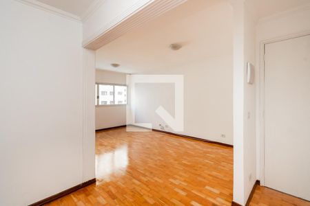 Apartamento para alugar com 70m², 2 quartos e 1 vagaSala
