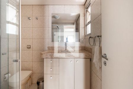 Apartamento para alugar com 70m², 2 quartos e 1 vagaBanheiro 