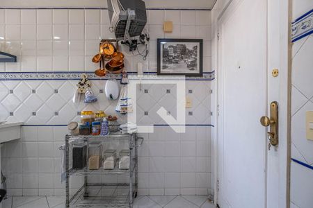 Apartamento à venda com 81m², 2 quartos e 1 vagaCozinha