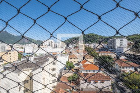 Apartamento à venda com 81m², 2 quartos e 1 vagaÁrea de Serviço Vista