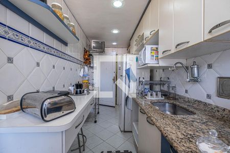 Apartamento à venda com 81m², 2 quartos e 1 vagaCozinha