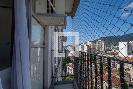 Apartamento à venda com 81m², 2 quartos e 1 vagaQuarto 2 Varanda