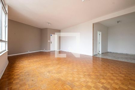 Apartamento para alugar com 168m², 3 quartos e 1 vaga Apartamento para alugar com 168m², 3 quartos e 1 vagaSala