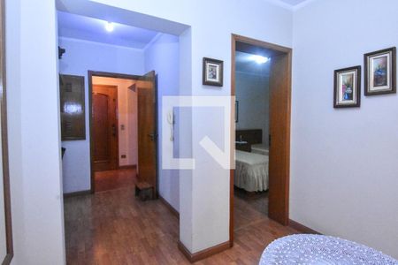 Apartamento à venda com 189m², 4 quartos e 3 vagas Apartamento à venda com 189m², 4 quartos e 3 vagasCorredor