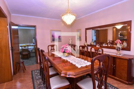 Apartamento à venda com 189m², 4 quartos e 3 vagas Apartamento à venda com 189m², 4 quartos e 3 vagasSala de Jantar