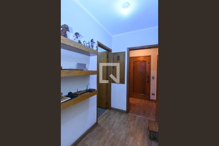 Apartamento à venda com 189m², 4 quartos e 3 vagas Apartamento à venda com 189m², 4 quartos e 3 vagasHall de Entrada