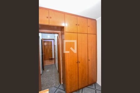 Apartamento à venda com 189m², 4 quartos e 3 vagas Apartamento à venda com 189m², 4 quartos e 3 vagasQuarto de Serviço