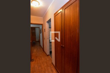 Apartamento à venda com 189m², 4 quartos e 3 vagas Apartamento à venda com 189m², 4 quartos e 3 vagasCloset da suíte
