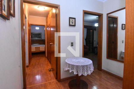 Apartamento à venda com 189m², 4 quartos e 3 vagas Apartamento à venda com 189m², 4 quartos e 3 vagasCorredor