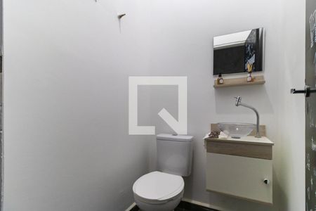 Casa à venda com 220m², 4 quartos e 3 vagasBanheiro do escritório