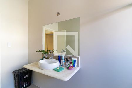 Casa à venda com 220m², 4 quartos e 3 vagasBanheiro social