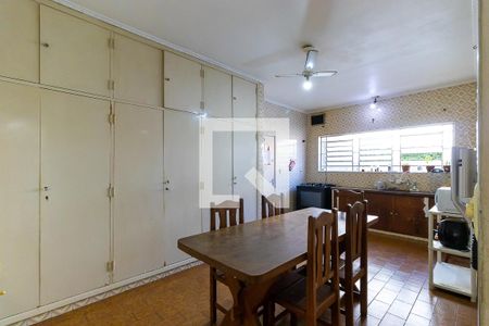 Casa à venda com 220m², 4 quartos e 3 vagasCozinha