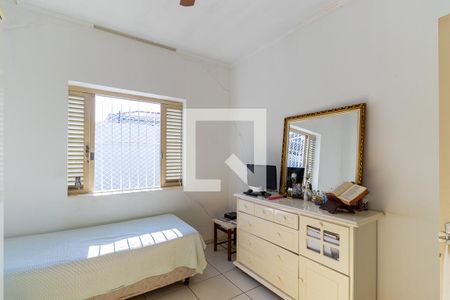 Casa à venda com 220m², 4 quartos e 3 vagasQuarto 2