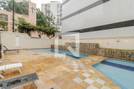 Apartamento à venda com 63m², 3 quartos e 1 vaga Apartamento à venda com 63m², 3 quartos e 1 vagaPiscina
