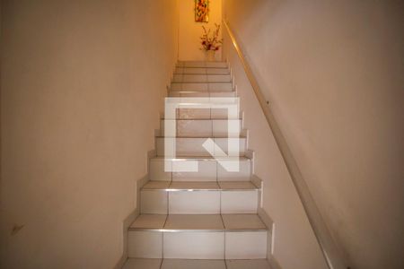 Casa à venda com 176m², 5 quartos e 3 vagasescada