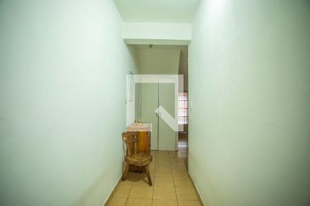 Corredor de casa à venda com 5 quartos, 176m² em Vila Guarani (z Sul), São Paulo