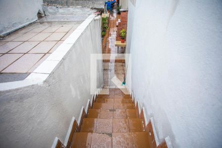Casa à venda com 176m², 5 quartos e 3 vagasEscada