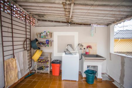 Casa à venda com 176m², 5 quartos e 3 vagasÁrea de Serviço