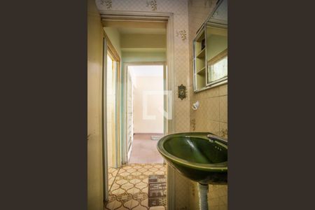 Casa à venda com 176m², 5 quartos e 3 vagasCASA 2 - Banheiro