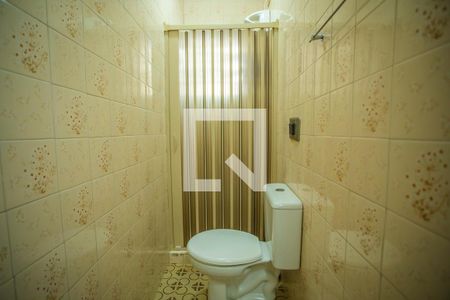 Casa à venda com 176m², 5 quartos e 3 vagasBanheiro