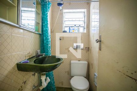 Casa à venda com 176m², 5 quartos e 3 vagasCASA 2 - Banheiro