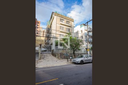 Apartamento à venda com 230m², 4 quartos e 2 vagasFachada