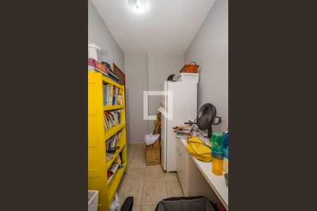 Apartamento à venda com 230m², 4 quartos e 2 vagasEscritório