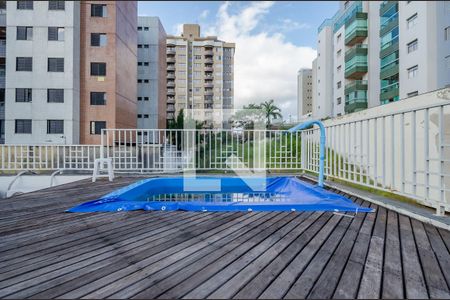 Apartamento à venda com 230m², 4 quartos e 2 vagasPiscina