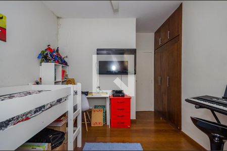 Apartamento à venda com 230m², 4 quartos e 2 vagasQuarto 2