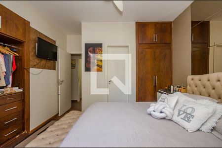 Apartamento à venda com 230m², 4 quartos e 2 vagasSuíte