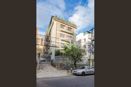 Apartamento à venda com 230m², 4 quartos e 2 vagasFachada