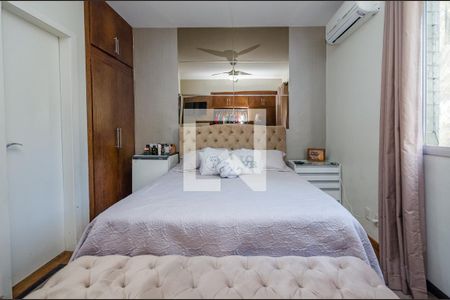 Apartamento à venda com 230m², 4 quartos e 2 vagasSuíte