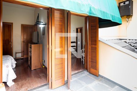 Casa à venda com 479m², 4 quartos e 6 vagasVaranda 