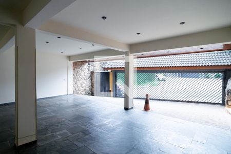 Casa à venda com 479m², 4 quartos e 6 vagasÁrea comum