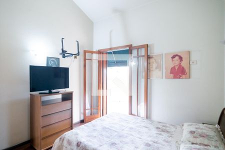 Casa à venda com 479m², 4 quartos e 6 vagasQuarto 