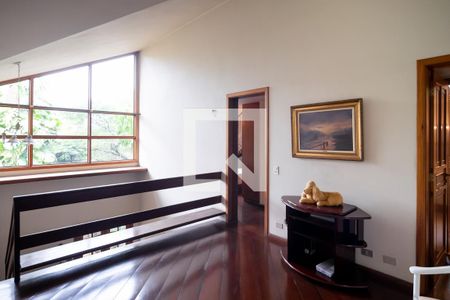 Casa à venda com 479m², 4 quartos e 6 vagasSala 