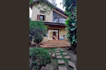 Casa à venda com 479m², 4 quartos e 6 vagasFachada