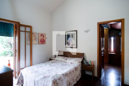 Casa à venda com 479m², 4 quartos e 6 vagasQuarto 