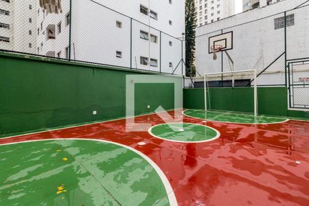 Apartamento à venda com 210m², 3 quartos e 3 vagas Apartamento à venda com 210m², 3 quartos e 3 vagasQuadra