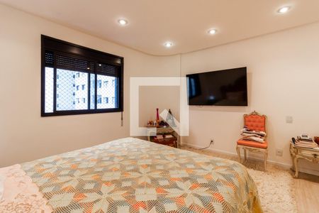Apartamento à venda com 210m², 3 quartos e 3 vagas Apartamento à venda com 210m², 3 quartos e 3 vagasSuite 2