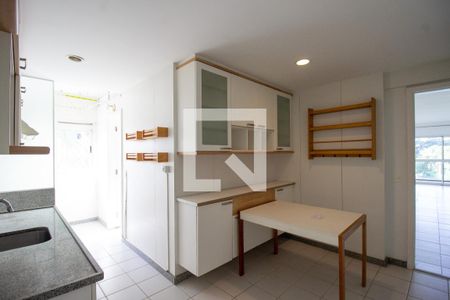 Apartamento para alugar com 110m², 3 quartos e 2 vagasCozinha