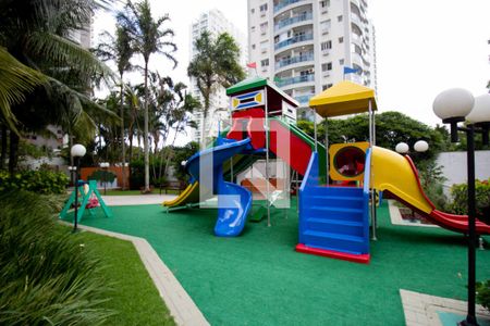 Apartamento para alugar com 110m², 3 quartos e 2 vagas Apartamento para alugar com 110m², 3 quartos e 2 vagasÁrea Comum - Playground