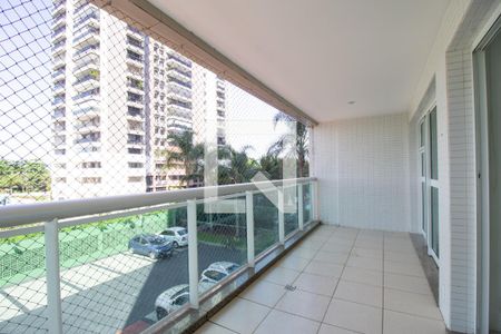 Varanda de apartamento para alugar com 3 quartos, 110m² em Barra da Tijuca, Rio de Janeiro