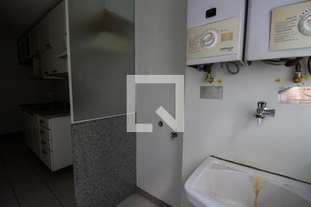 Apartamento para alugar com 110m², 3 quartos e 2 vagas Apartamento para alugar com 110m², 3 quartos e 2 vagasÁrea de Serviço